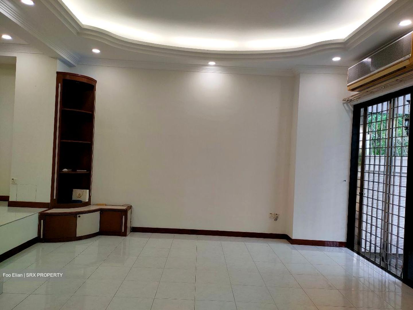 Stratton Walk (D28), Terrace #586205631